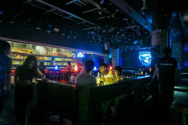 最新夜场新闻论述速递
