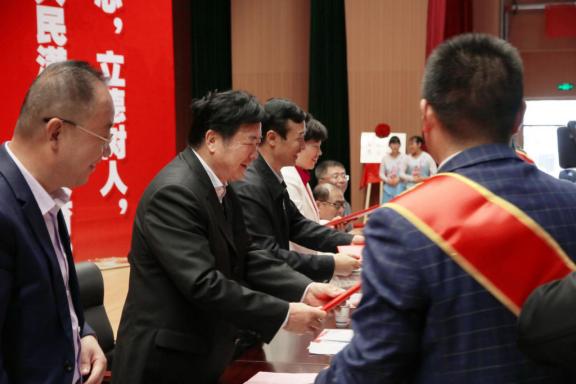 霍邱县教育网最新公告，探索自然美景之旅，寻求内心平和宁静的启程